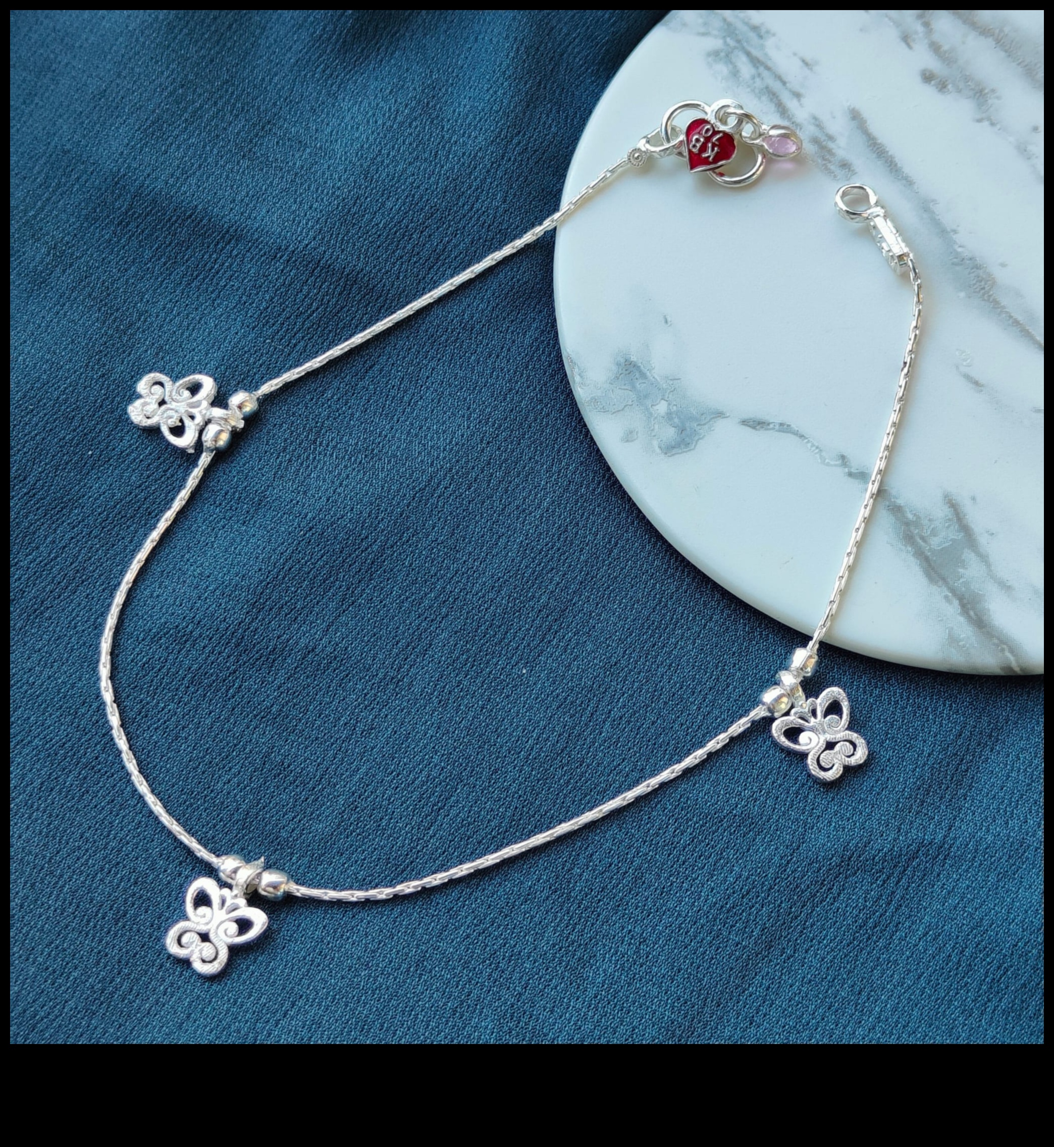 Încântare eterică Brațe subtile și sofisticate pentru a capta inimile 2 Încântare eterică: Captură inimile cu gleznele eterice