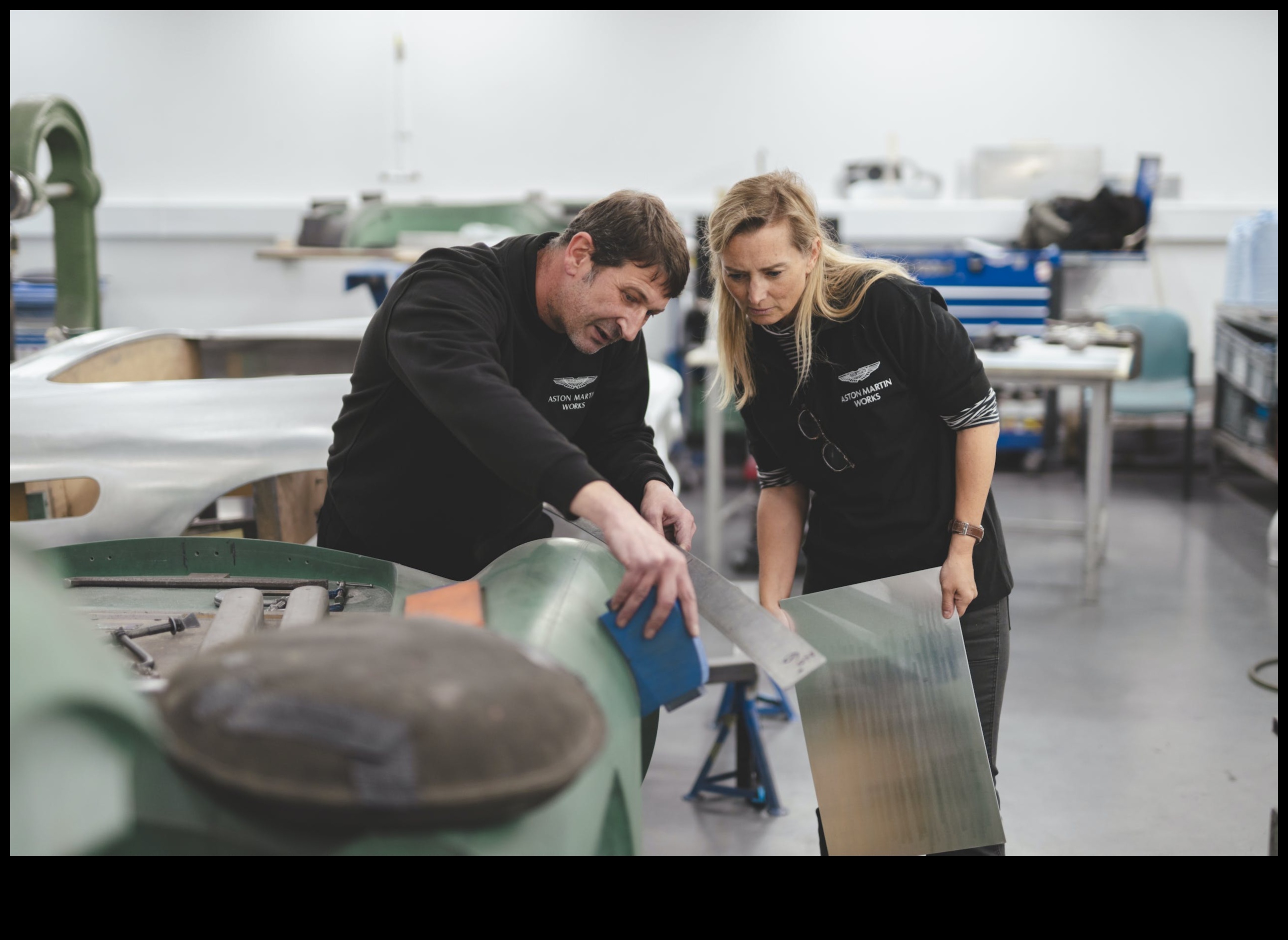 Restaurare magistrală unde mâinile experte se întâlnesc cu eleganța 3 Restaurare magistrală: unde mâinile experte se întâlnesc cu eleganța