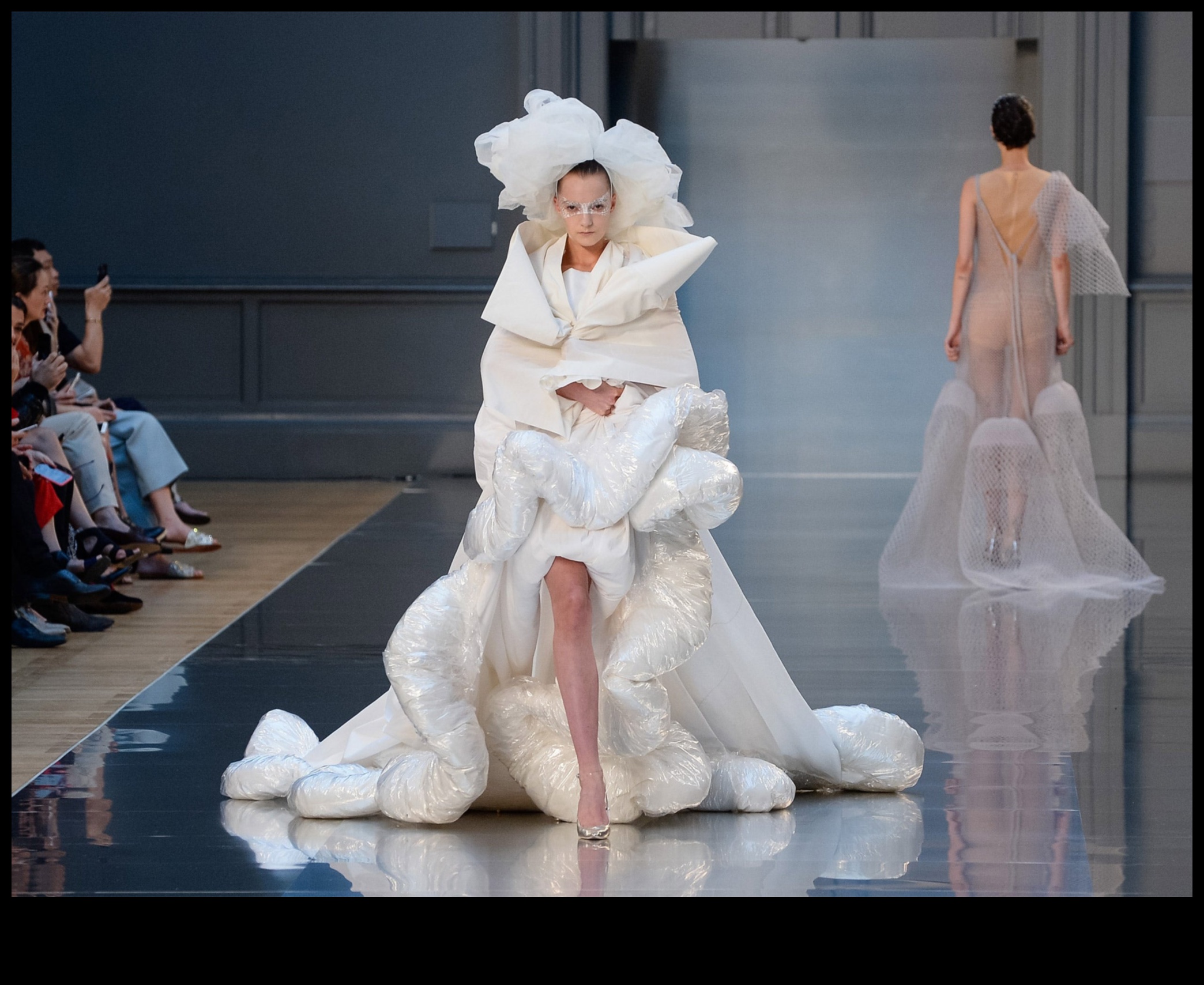 Conversații Couture O privire asupra limbajului stilului 3 Conversații Couture: Discutarea limbajului stilului