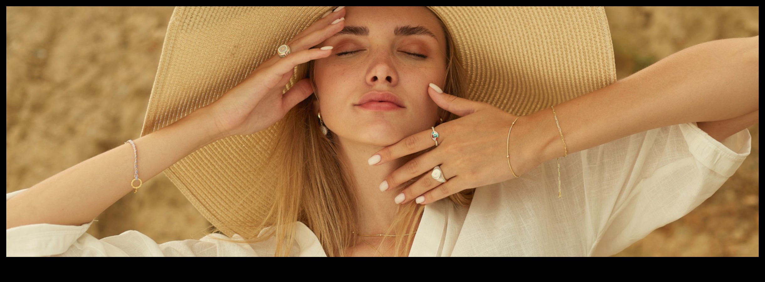 Sclipire subtilă: redefiniți glamour cu bijuterii minimaliste